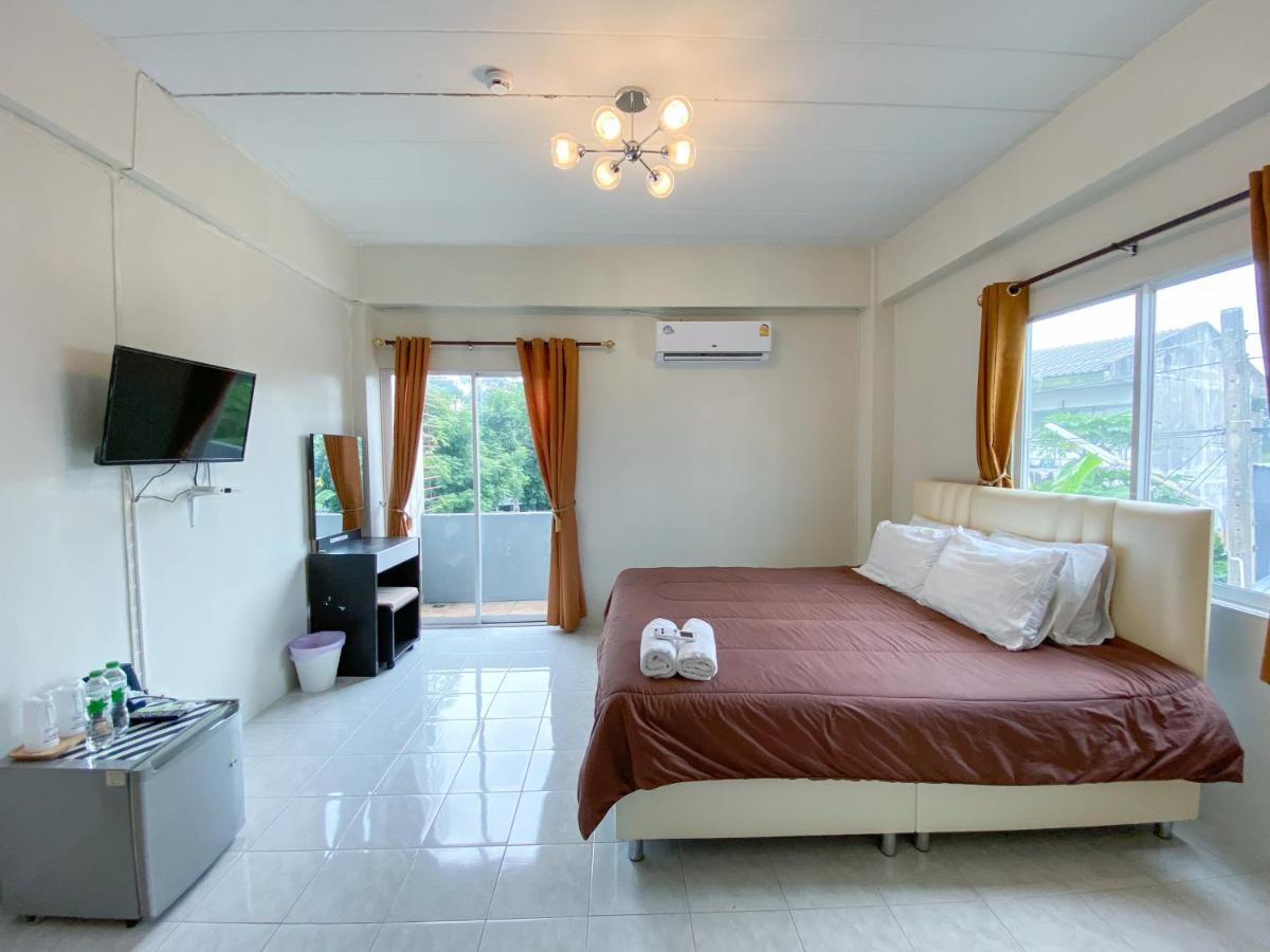 Uh Hostel Bangsaen Exteriér fotografie